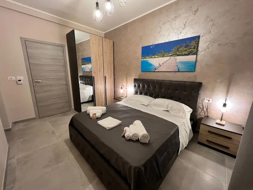Holiday House Catania - Image 1