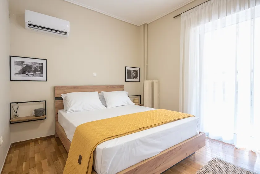 Wonderful apartment in Ilion bordering Petroupoli - Image 1