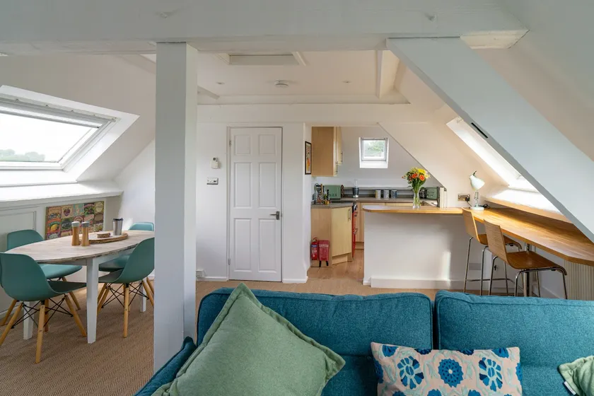 Tranquil cosy apartment in centre of Avening - Pass the Keys - Image 1