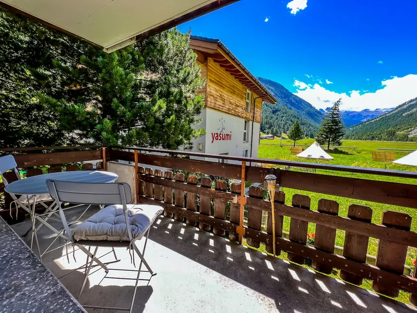 Panoramic hideaway apartment near Zermatt - Image 1