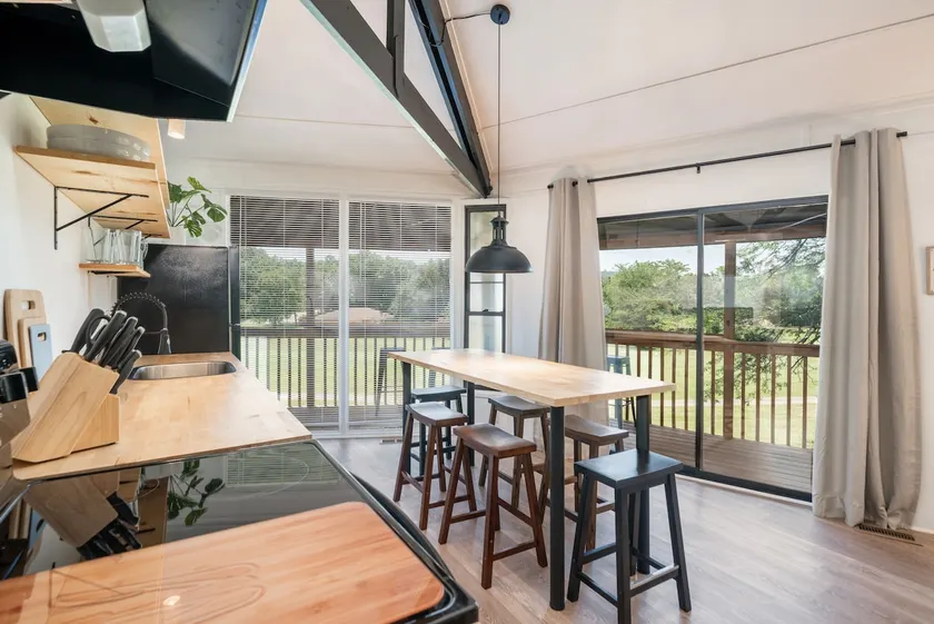 Unique Octagon Home near Hot Springs - Image 1