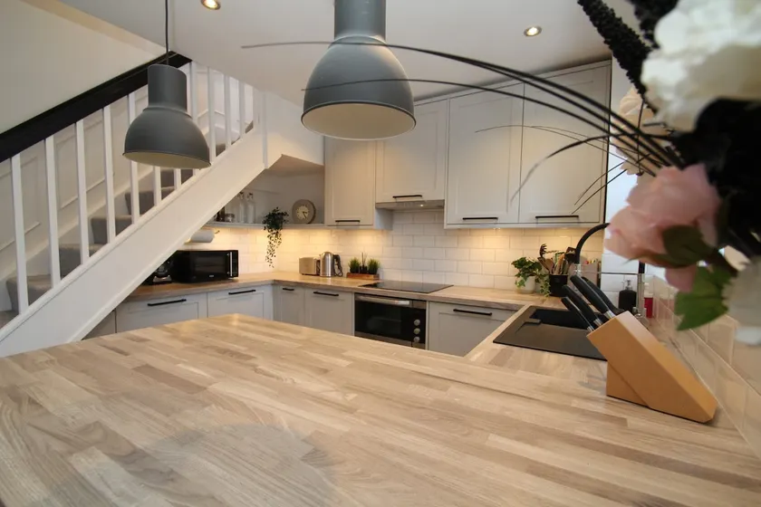 Farnborough - Lovely 1 Bedroom House - Image 1