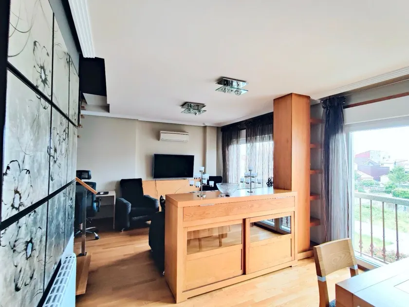 Modern duplex in downtown Cambados - Image 1