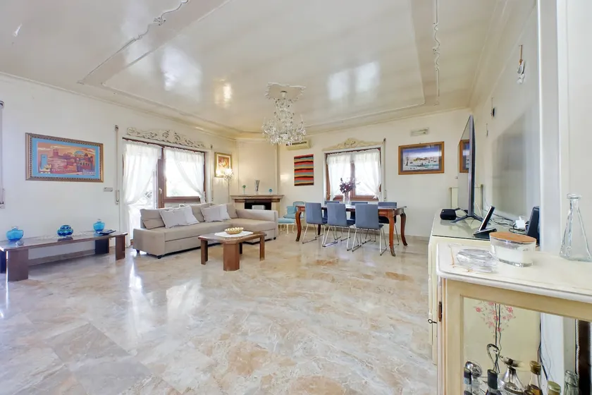 4BNB - Luxury Stelvio Penthouse - Image 1