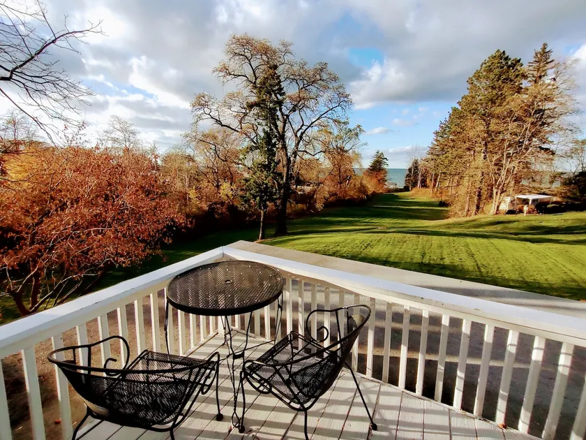Cottage 15 with Spectacular Lake Erie View! - Image 1