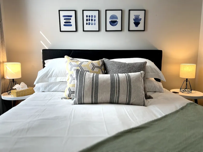 Cozy Blue Hideaway - Image 1