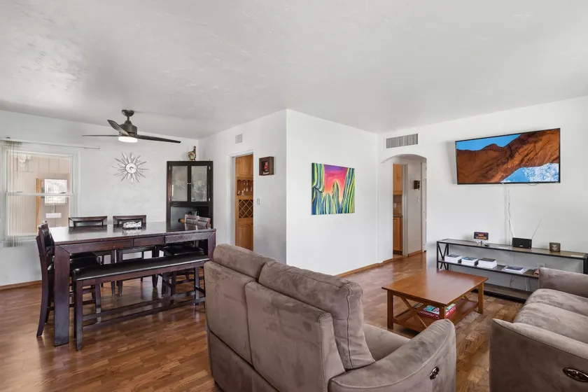 Palmera Place Uptown Phoenix - Image 1