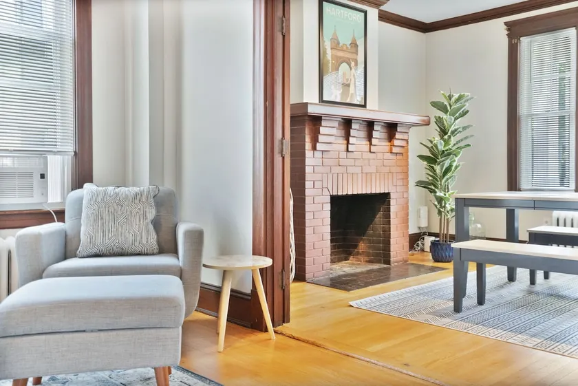 Spacious 2BR | Long Stays + WiFi + Parking - Image 1