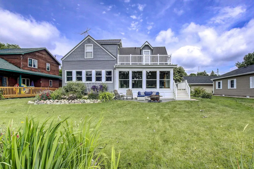 Relaxing Lake Winnebago Waterfront Retreat - Image 1