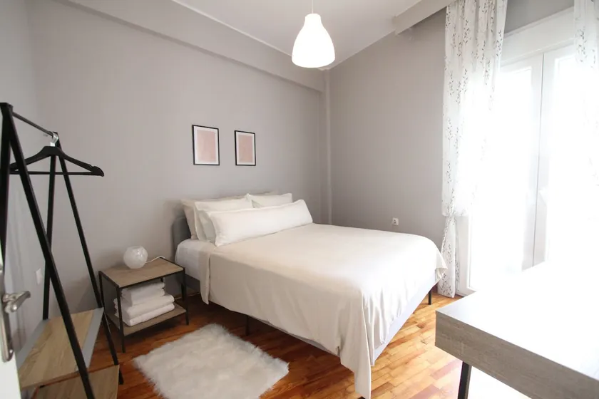 Renovated Central 2 Bedroom Apartment in Kozani - Image 1