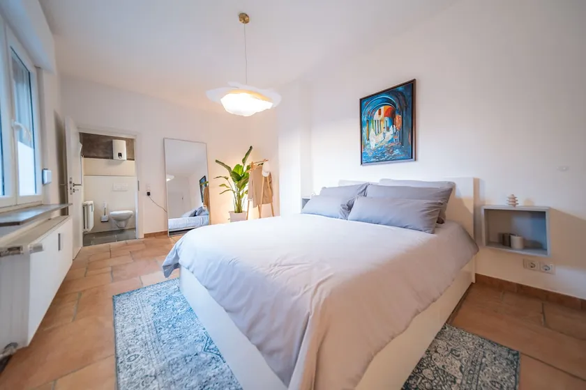 Stylish Apartment by the Rhine River - Image 1