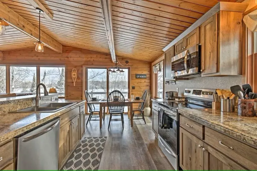 The Northwoods At Its Finest! - Image 1