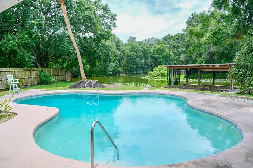 Lakeview Retreat with Private Pool Perfect Getaway - Image 1