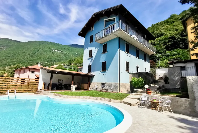Blue 2: Apt. P. Terra AC Pool Lake View COMO - Image 1