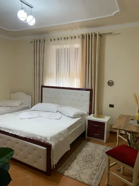 Aron’s House - Image 1