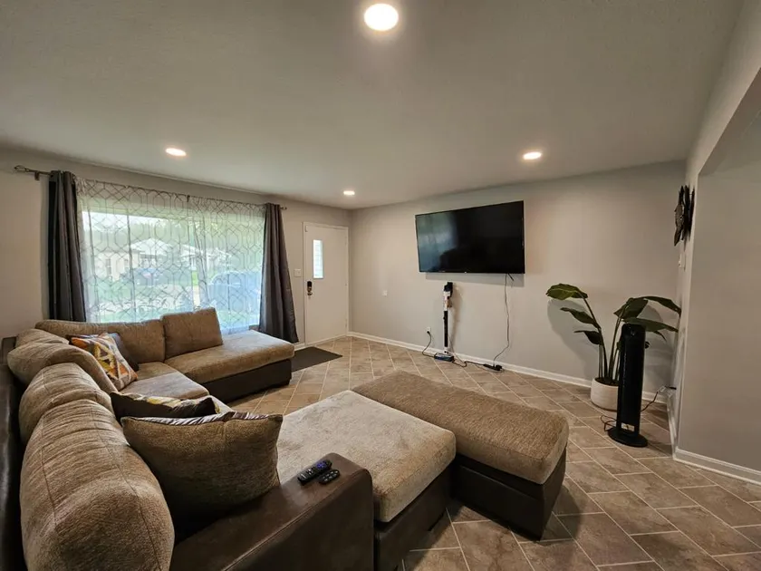 Charming, Peaceful, and Cozy! - Image 1
