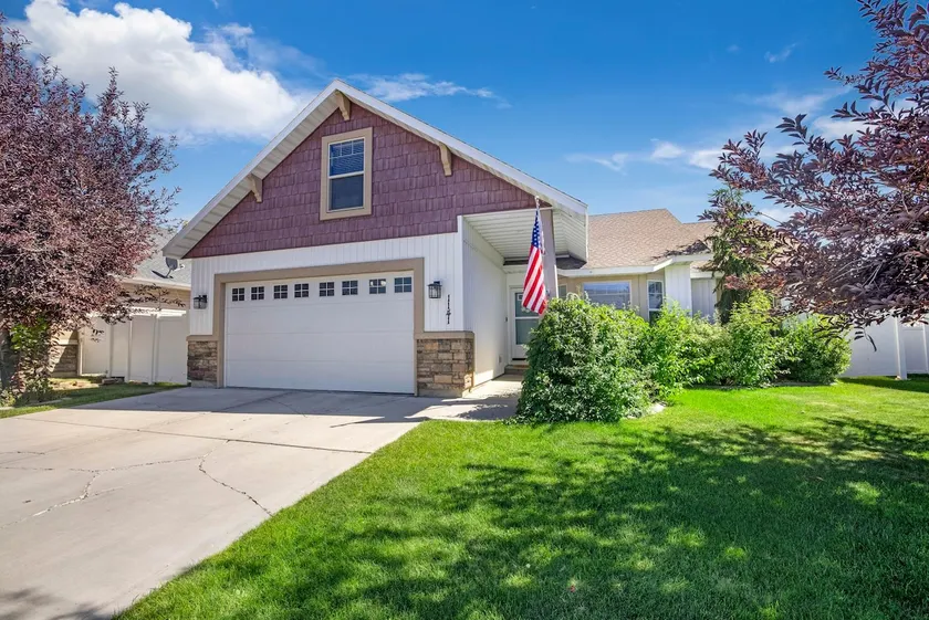 Serene backyard, near park, 4 bed 2.5 bath home TF - Image 1