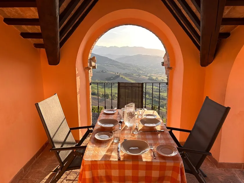 Views from the roof of Le Marche - Image 1