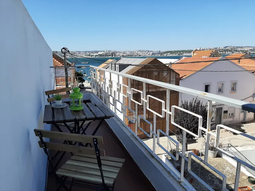 Tejo House, Vacation and Work - Image 1