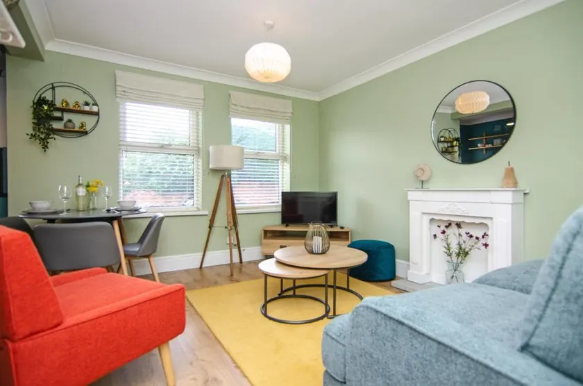 Cosy Lichfield Apartment - Image 1