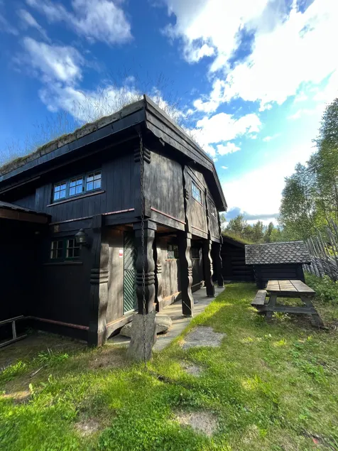 Accommodation in a great village yard - Image 1