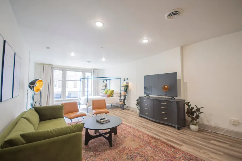 Studio 203 - Image 1