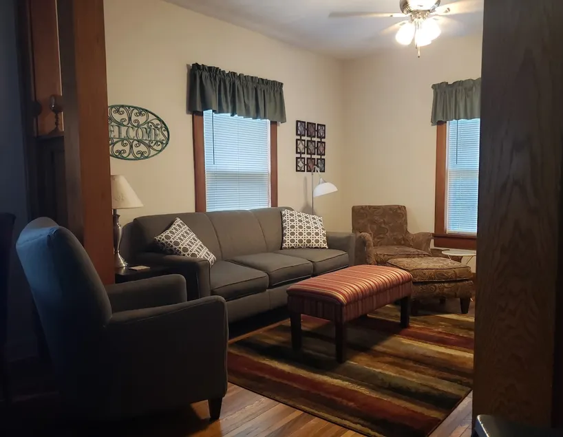 Pearl's Place - Image 1