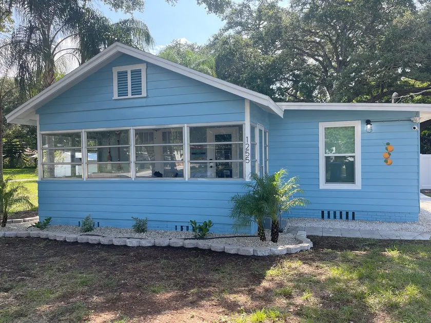 Larimar House - Image 1