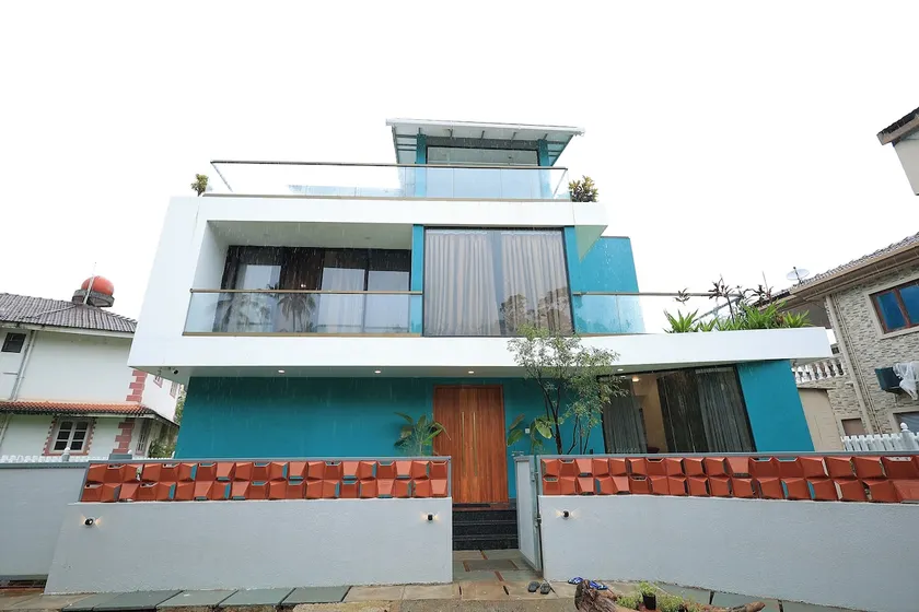 villa reverie - Image 1