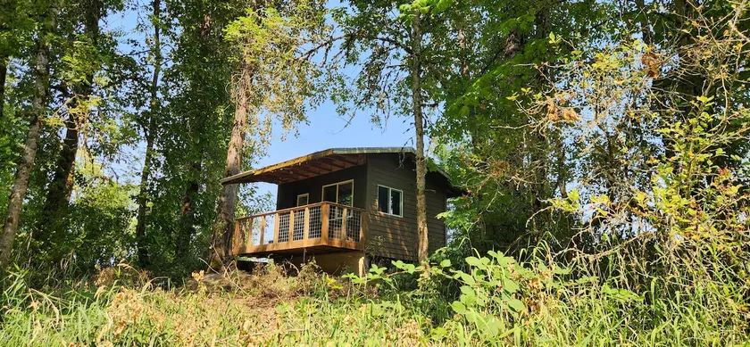 Santiam Serenity - Image 1