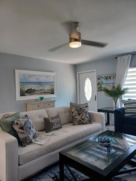 Sandy Cove Villa Central Naples and near the Beach - Image 1