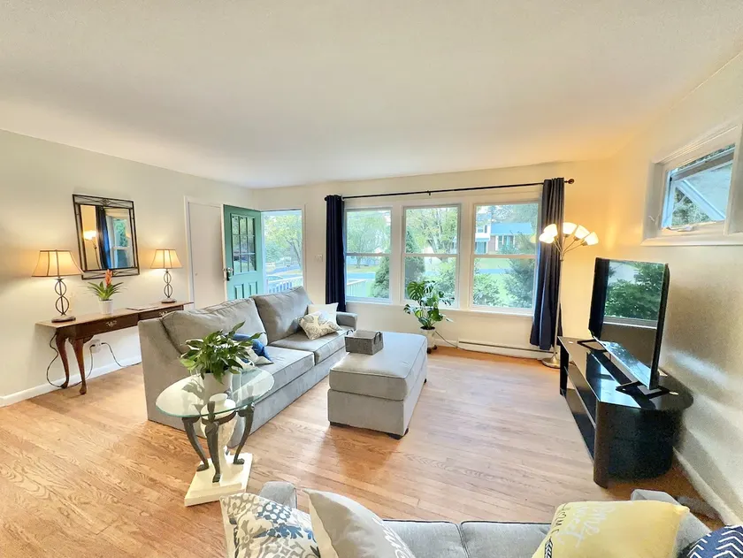 Tudek Park 4BR Spacious House Close to Everywhere - Image 1