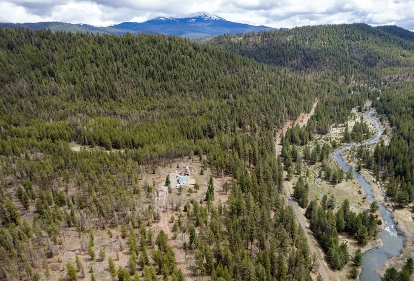 Off-grid Granite Creek Cabin - Image 1