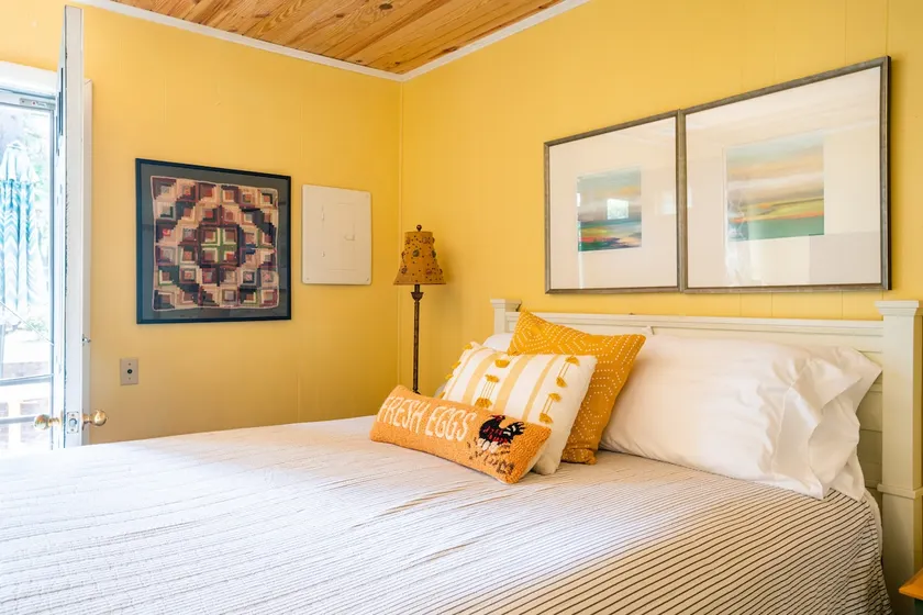 Tanglewood Farm Horse Farm- The Tally Ho Suite - Image 1