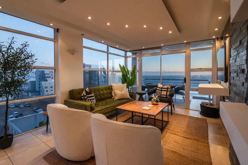 Stylish Sunlit Ocean View Oasis! - Image 1