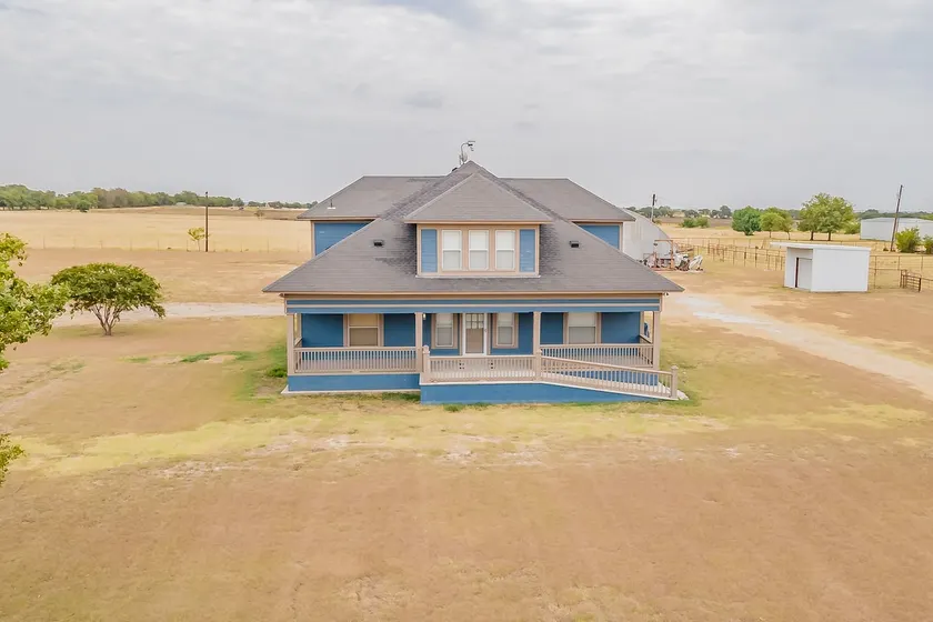 Varlay Farmhouse - Image 1