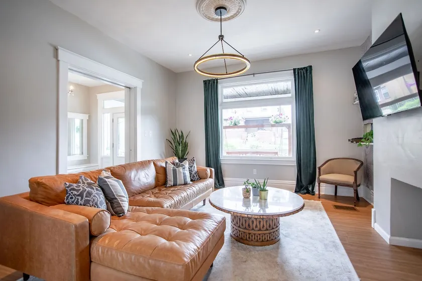 Spacious 3BR Home | Great for Families & Pets - Image 1