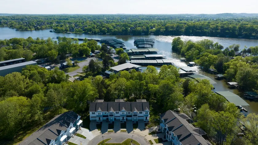 Townhome next to Gallatin Marina - Image 1