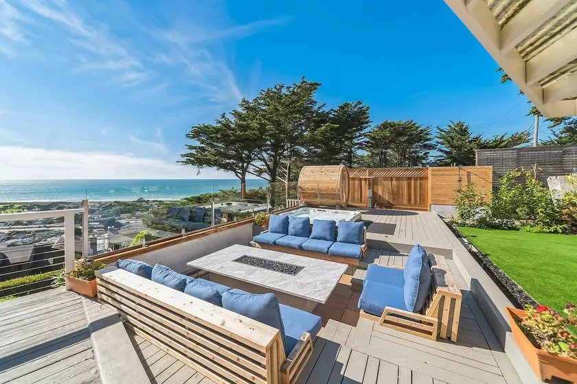 Oceanview Sauna, Hot Tub & Fire Pit Zen Getaway - Image 1