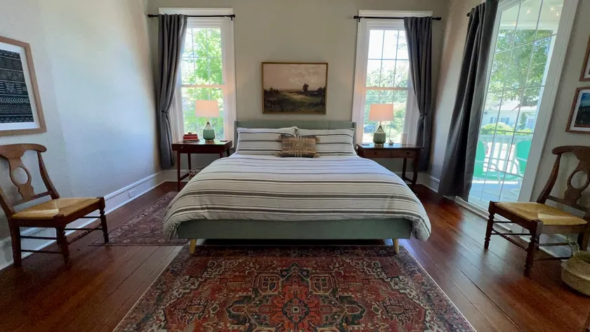 Downtown Historic Luxury - Image 1
