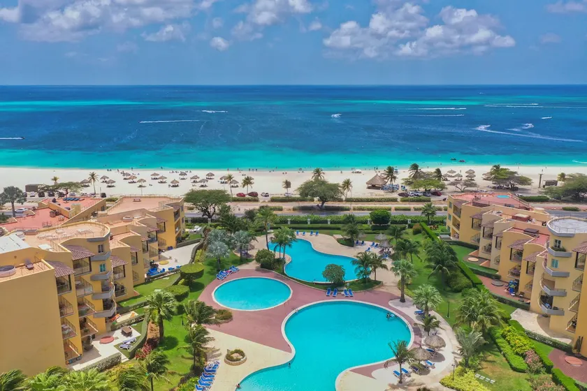 New Oceanfront 4 bedroom at Oceania - Image 1