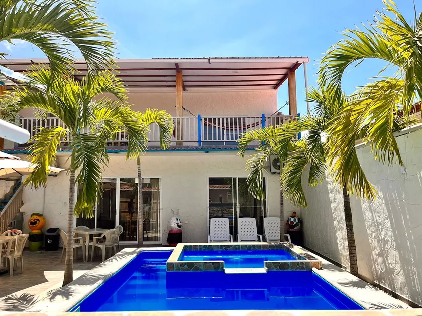Vacation Home #4 with an ocean view - Image 1
