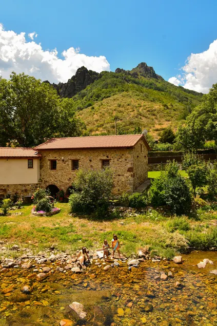 Tourist Use Housing-LE-938. El Molino de Nocedo (Nocedo's Mill) - Image 1