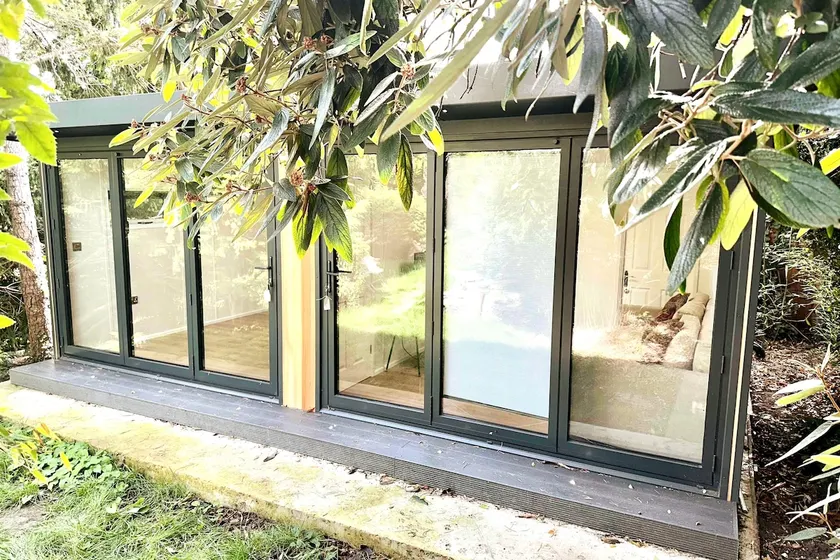 South London - Luxury Urban Cabin Retreat - Image 1