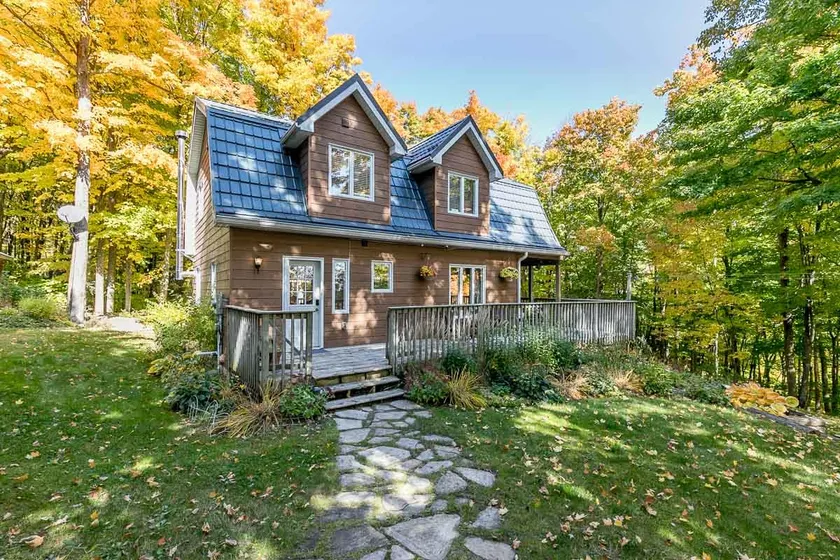 Tranquil Retreat amongst Nature - Image 1
