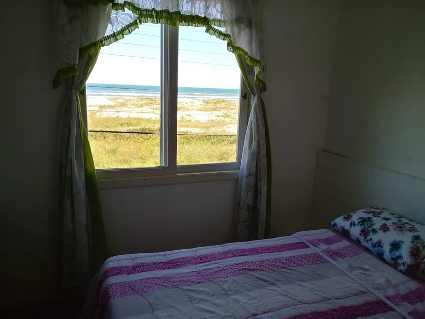 Rest to the Sound of the Sea - Image 1