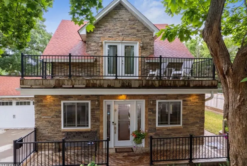 Lake Como Single Family Home - Image 1