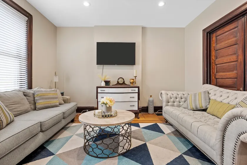 Cozy Historic Forest Park Entire Home @The Grove - Image 1