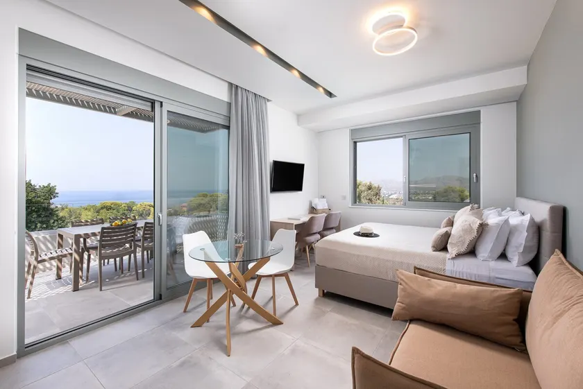 Premier Suite [34m²] | Price - Image 1