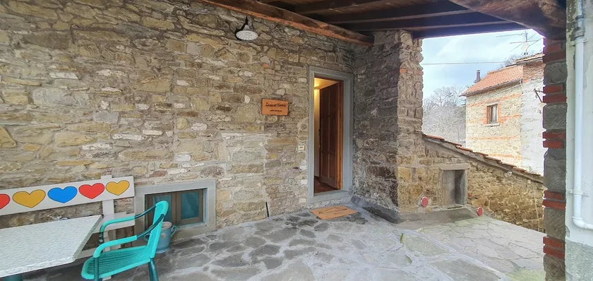 The Singer's House - Image 1
